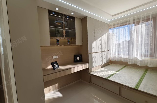 凤凰城(B区)3室1厅76㎡24万二手房图片