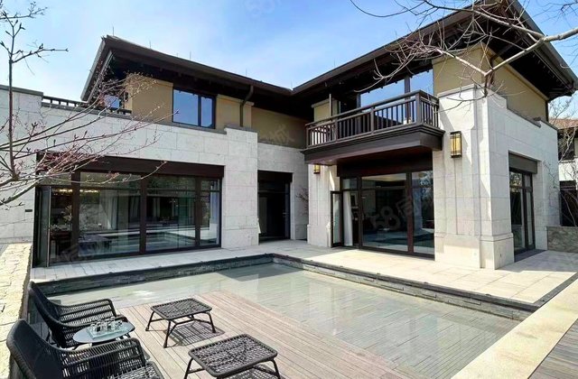 万科璟南堂南区4室2厅142.55㎡350万二手房图片