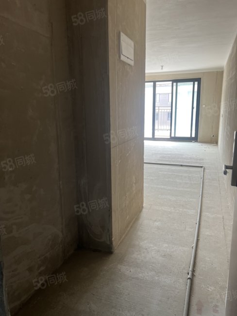 建业心怡苑3室2厅2卫122㎡南北98万
