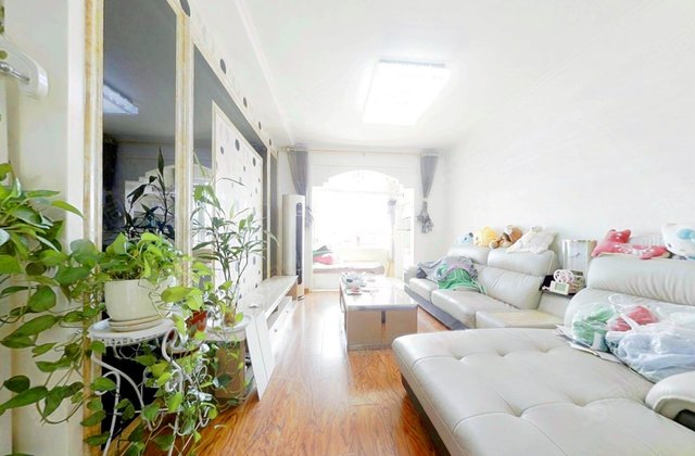 泉景天沅雅园1室2厅70.82㎡110万二手房图片