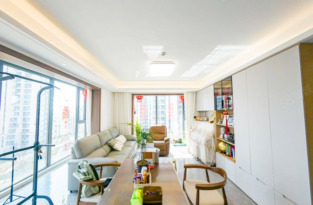 保利珑樾3室2厅122㎡126万二手房图片