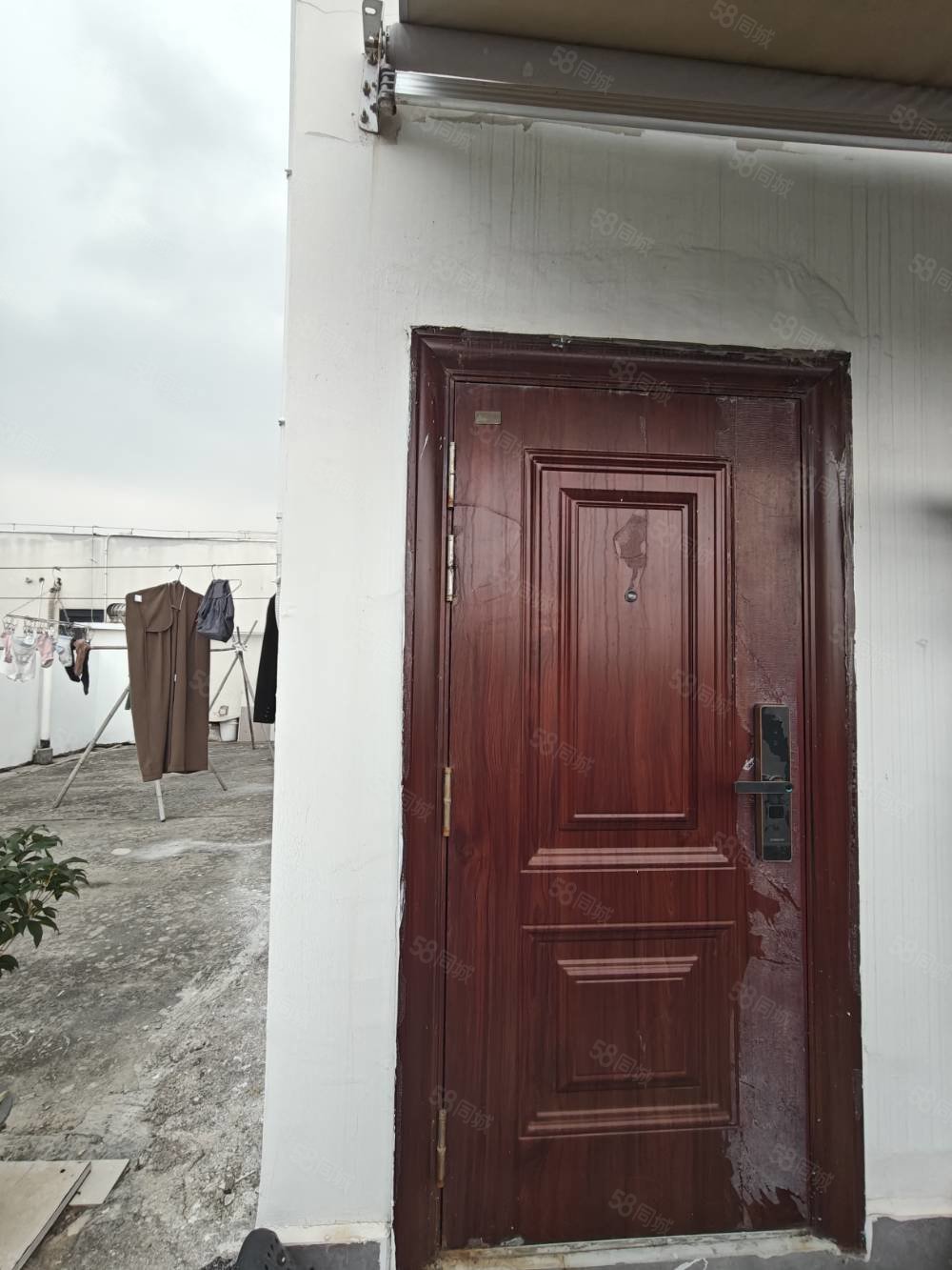 德和领秀广场5室2厅2卫150㎡南北132.6万