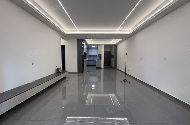 青华海park4室2厅130㎡76万二手房图片