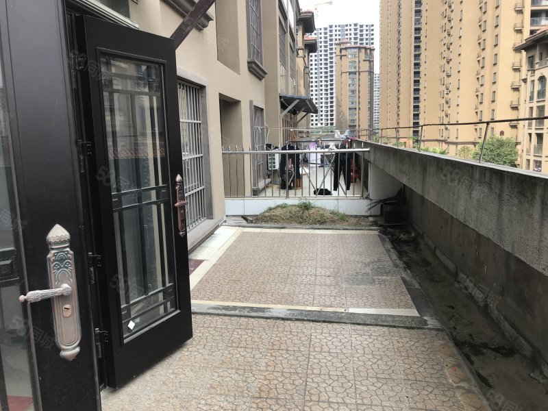 金色家园(蕲春)3室2厅1卫94.56㎡南62万