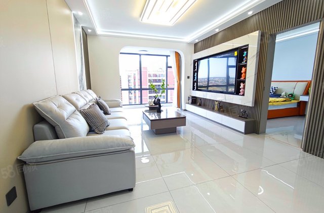 长电朗天国际3室2厅109.1㎡79万二手房图片