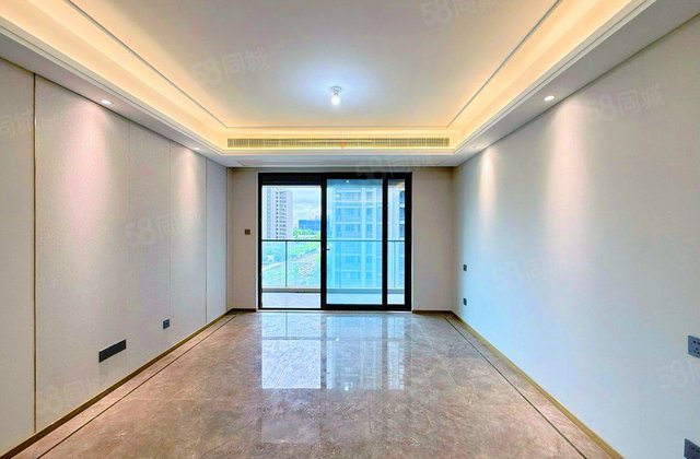融创壹号院3室2厅109.24㎡240万二手房图片
