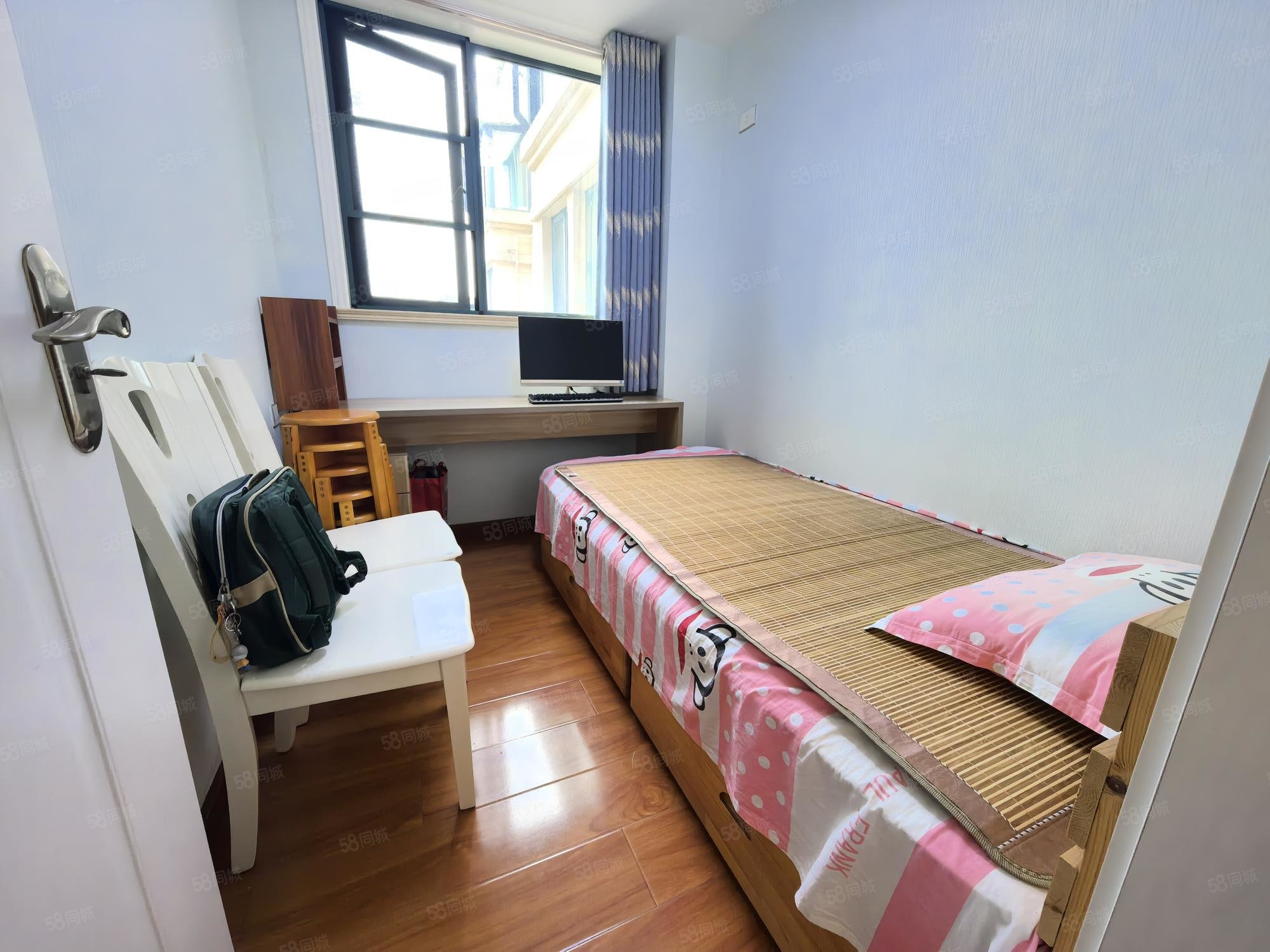 和昌国际城二期3室2厅1卫85㎡南北52万