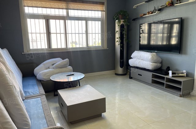 一诺林花小筑 中间楼层 满二   小三居 商品住宅 精装好房