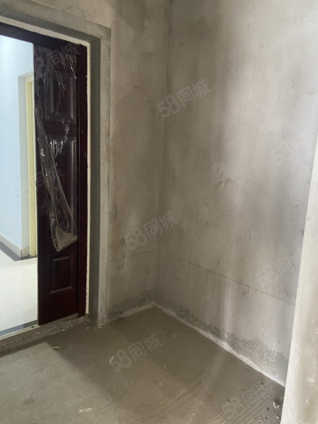 鼎鑫襄御园3室2厅2卫133㎡南北59万