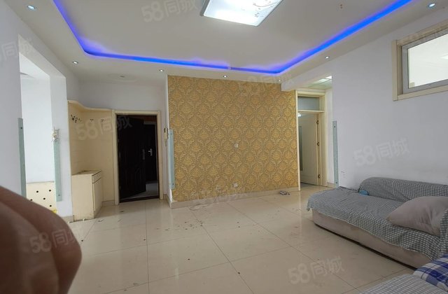 市中心电梯 风貌街  附近 房东急售 有钥匙随时看房