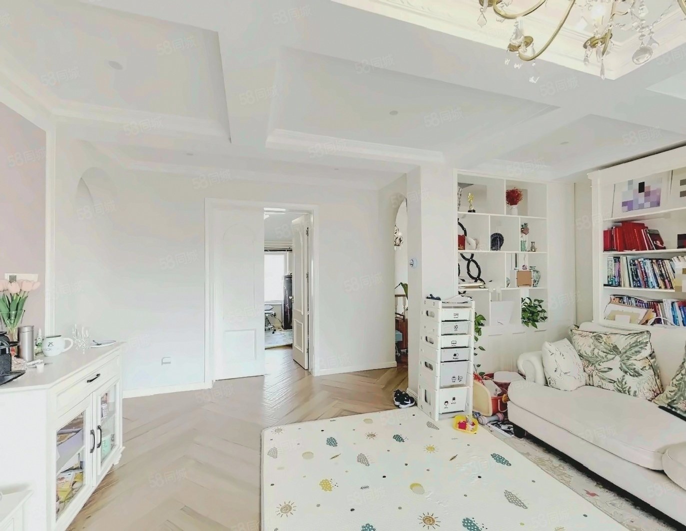 楓露皇苑6室3廳1衛(wèi)243.1㎡南北1410萬(wàn)