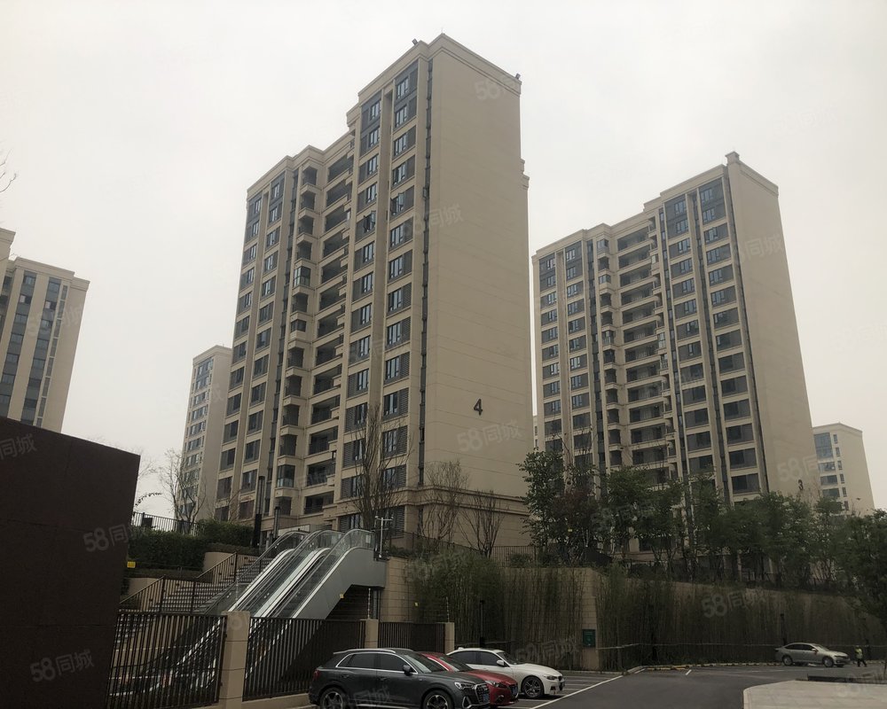 华润润西山b区内环绕城高速间