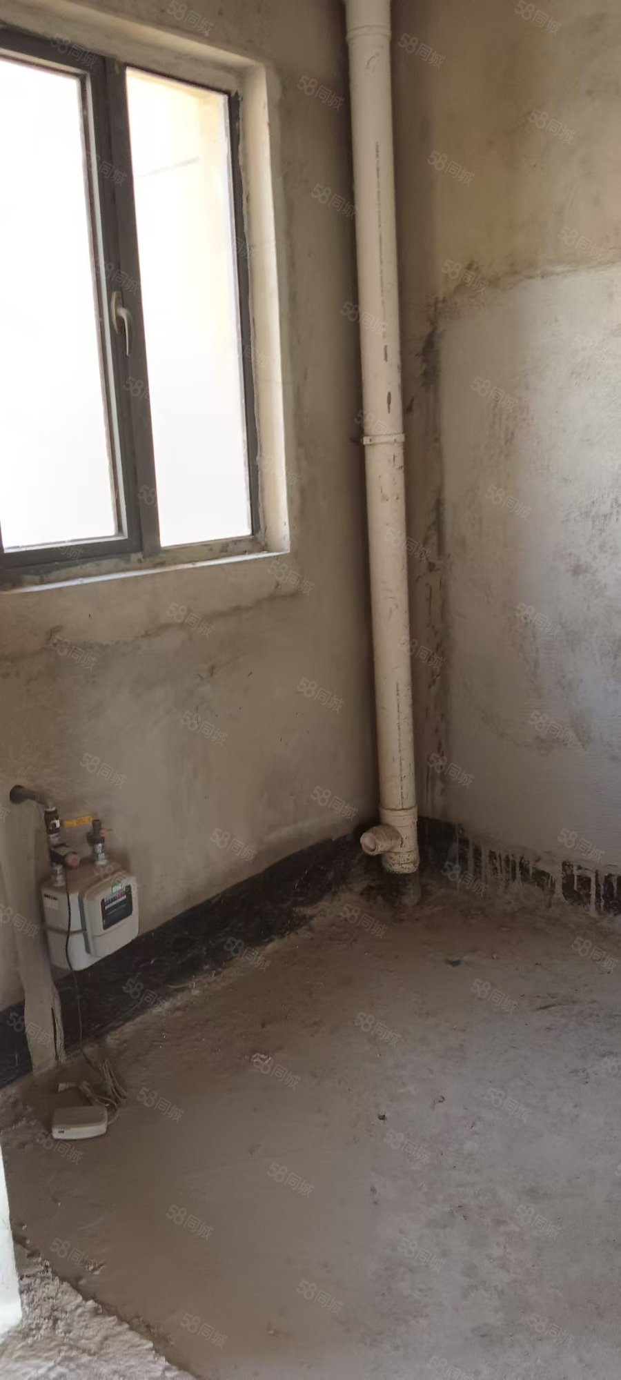 翰林珑城3室2厅2卫122㎡南北65万