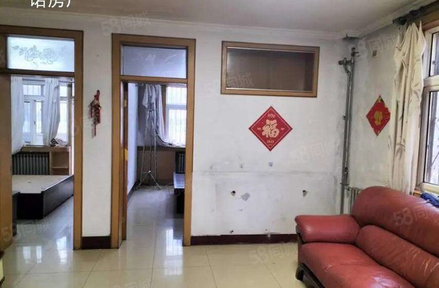 湖边 火车站北    铁路安民 单位家属院 小心一楼三室