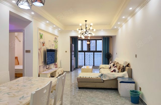 金茂悦龙山3室2厅80.9㎡150万二手房图片