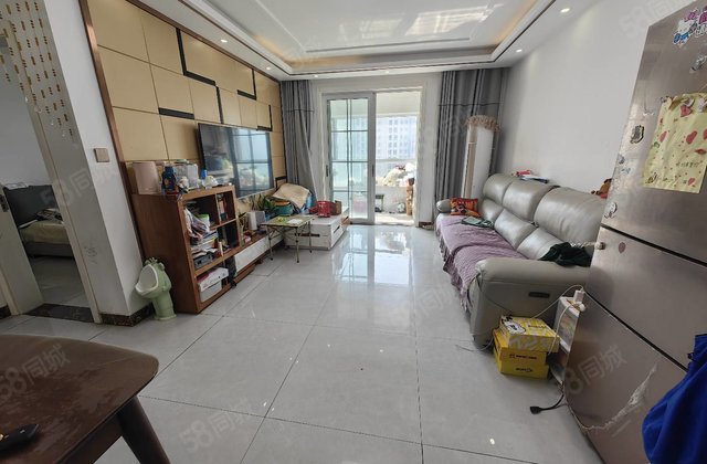 阿卡六期 双阳台 免大税 带车位 中层东户 随时看房 精装修