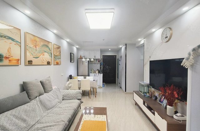 免大税！东昌片区 锦绣观邸 精装修三室两厅，赠车位储，可贷款