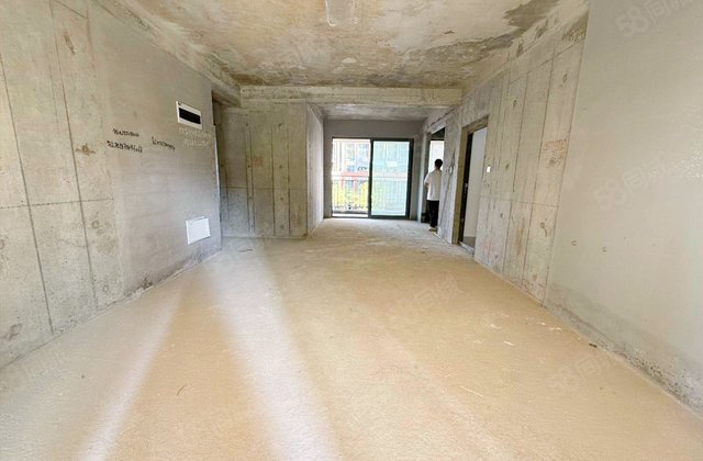 岭福家苑4室2厅142㎡120万二手房图片