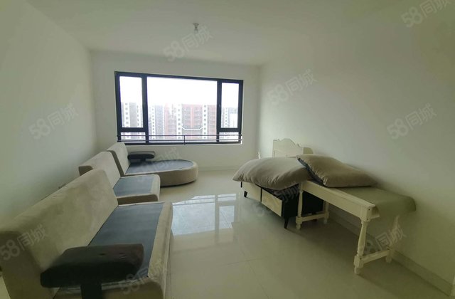 百合新城锦兰园 满二   顶层复式 次新房