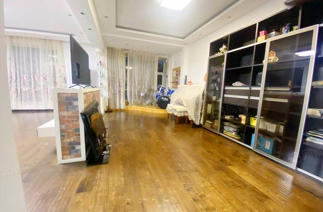 碧波康桥3室2厅165.39㎡135万二手房图片