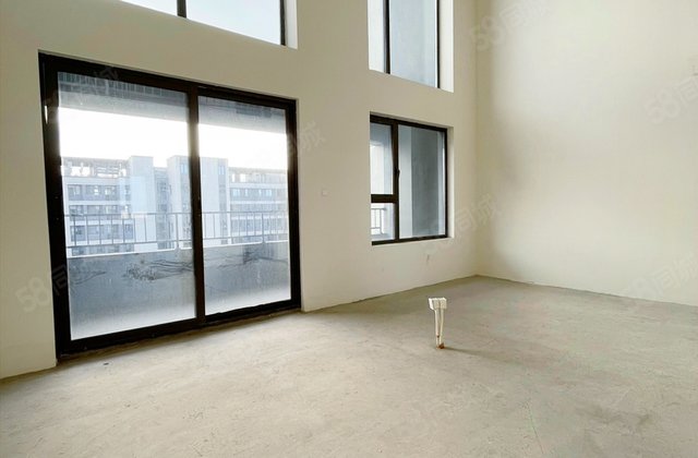 华侨城天鹅堡4室2厅188.28㎡162万二手房图片