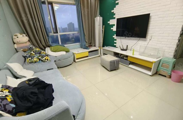 徒骇河旁 御景王宅商品房 西边户 三室两厅两卫 电梯好楼层