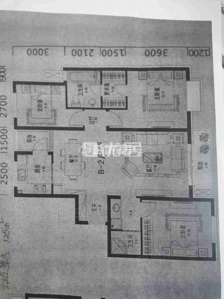 坤和园3室2厅2卫135㎡南北180万