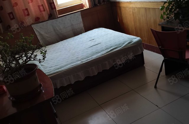 伟业绿地东区 南向采光好 三卧室 近医院 配套齐全