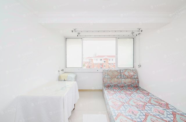 金桥新村一街坊1室1厅37.89㎡149万二手房图片