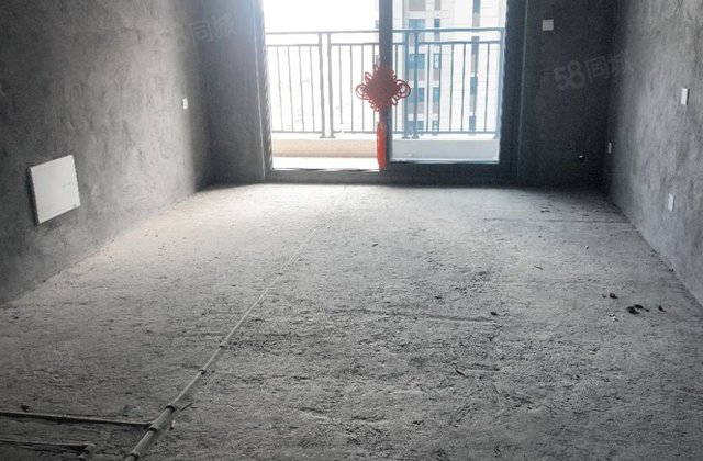 中骏璟峰4室2厅120㎡53万二手房图片