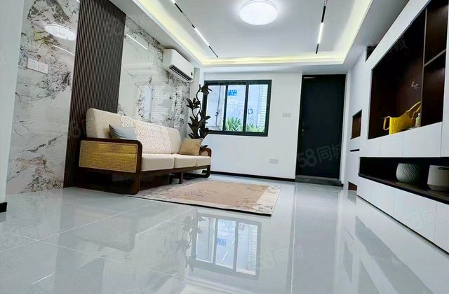 人民中路小区4室1厅80㎡298万二手房图片