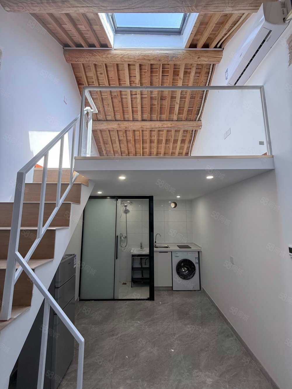 永康胡同小區(qū)1室1廳1衛(wèi)18㎡南北265萬