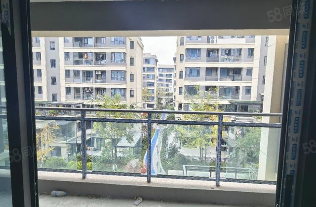 东邦棠宁府4室2厅121㎡81.8万二手房图片