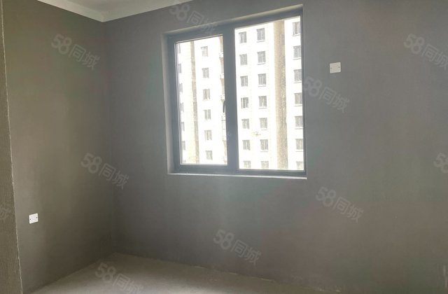 星澜府4室2厅130㎡140万二手房图片