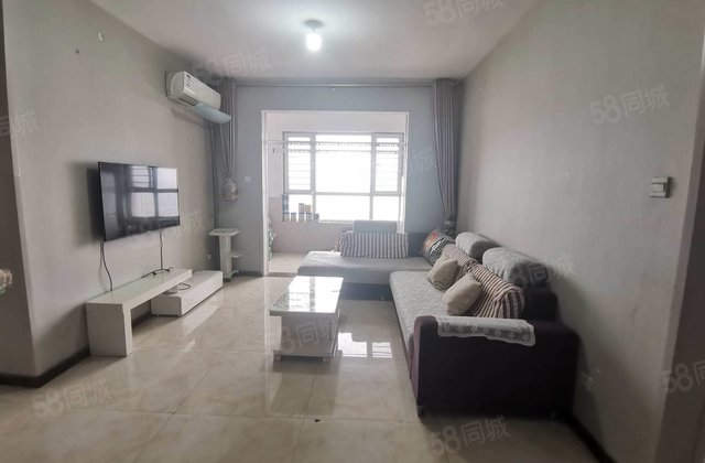 公园旁，中央丽都，精装两室，看房方便