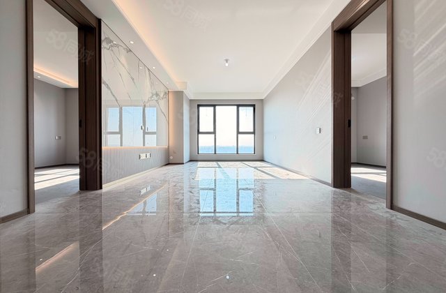 龙湖云河砚3室2厅105㎡350万二手房图片