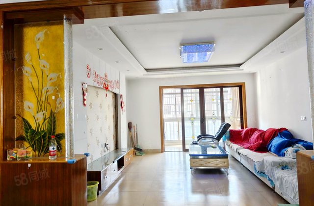 鸿泰苑一区(1-115单元)4室2厅146.53㎡95万二手房图片