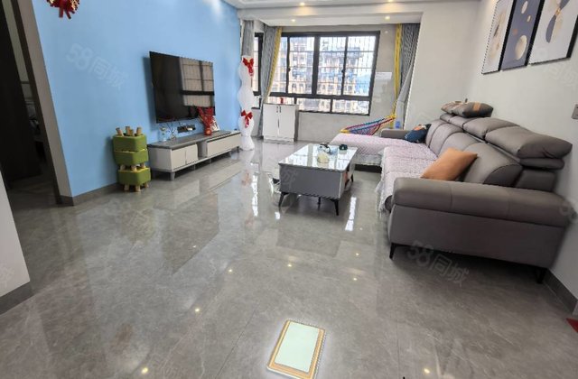 名门世家4室2厅130㎡105.8万二手房图片