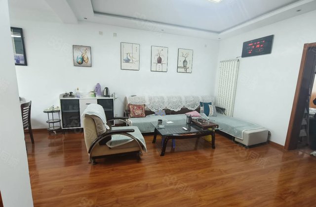 新出 颐馨园 2楼 阳光 实验 湖边精装修 商品房 储藏室