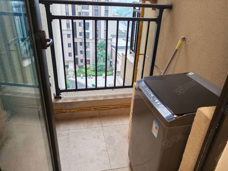 碧桂园城市之光3室2厅1卫103㎡南55万