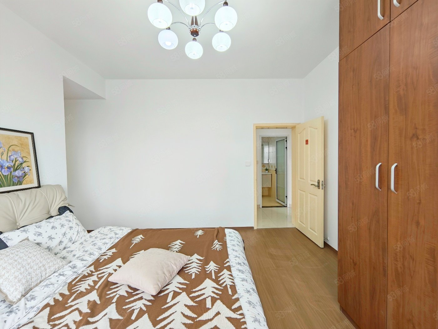 港航家园(A区)3室2厅2卫130.58㎡西89.9万