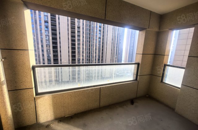 宏维天地3室2厅129㎡76万二手房图片