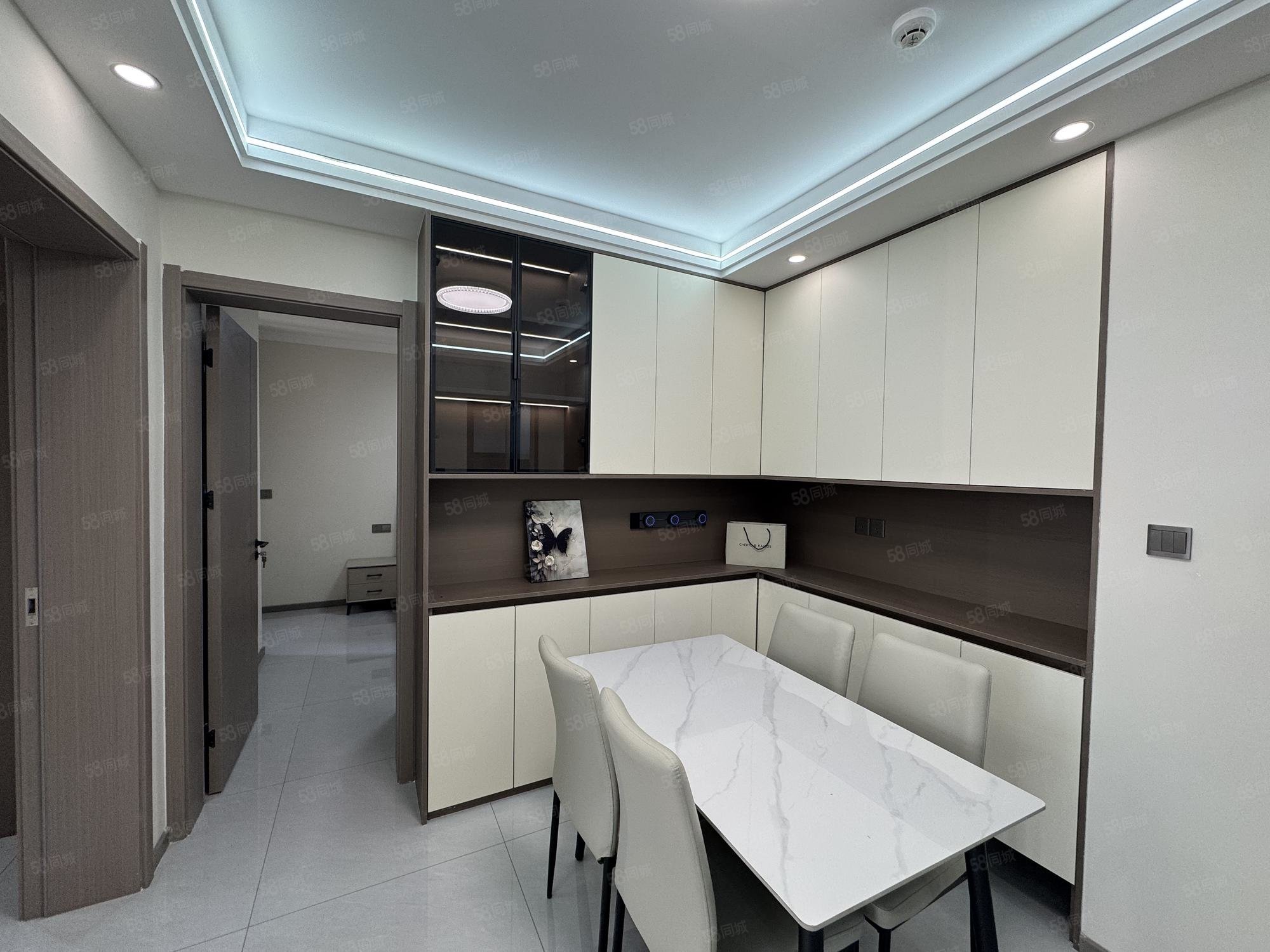 新苑名府3室2厅1卫102.76㎡南北49.8万