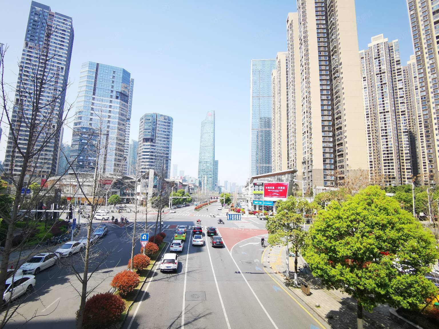 北辰三角洲奥城e3区5室4厅4卫136.86㎡南北274.9万