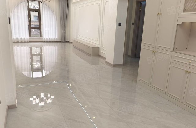 创业城丰瑞花园3室2厅125㎡73.8万二手房图片