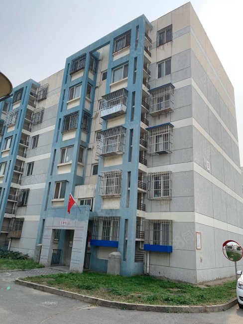 龍錦苑二區(qū)2室1廳1衛(wèi)88.8㎡南390萬