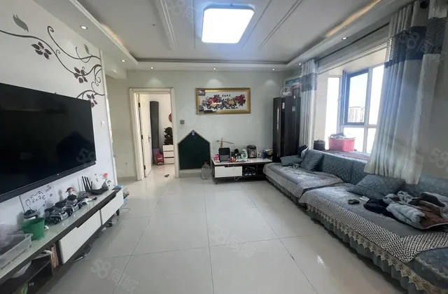 振兴路  ，十一中，金柱康城精装3室带车位地下室