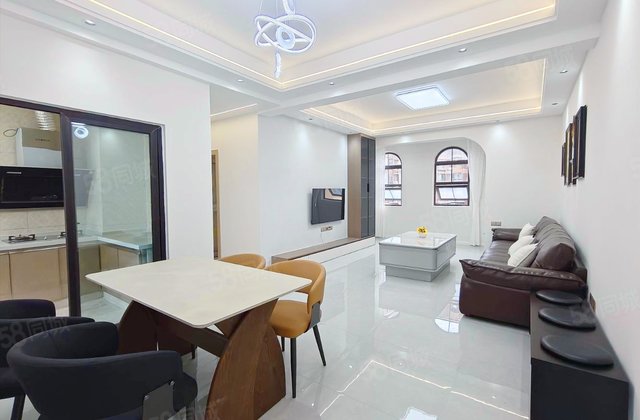 天成国际馨河湾G区3室2厅123.49㎡76.8万二手房图片