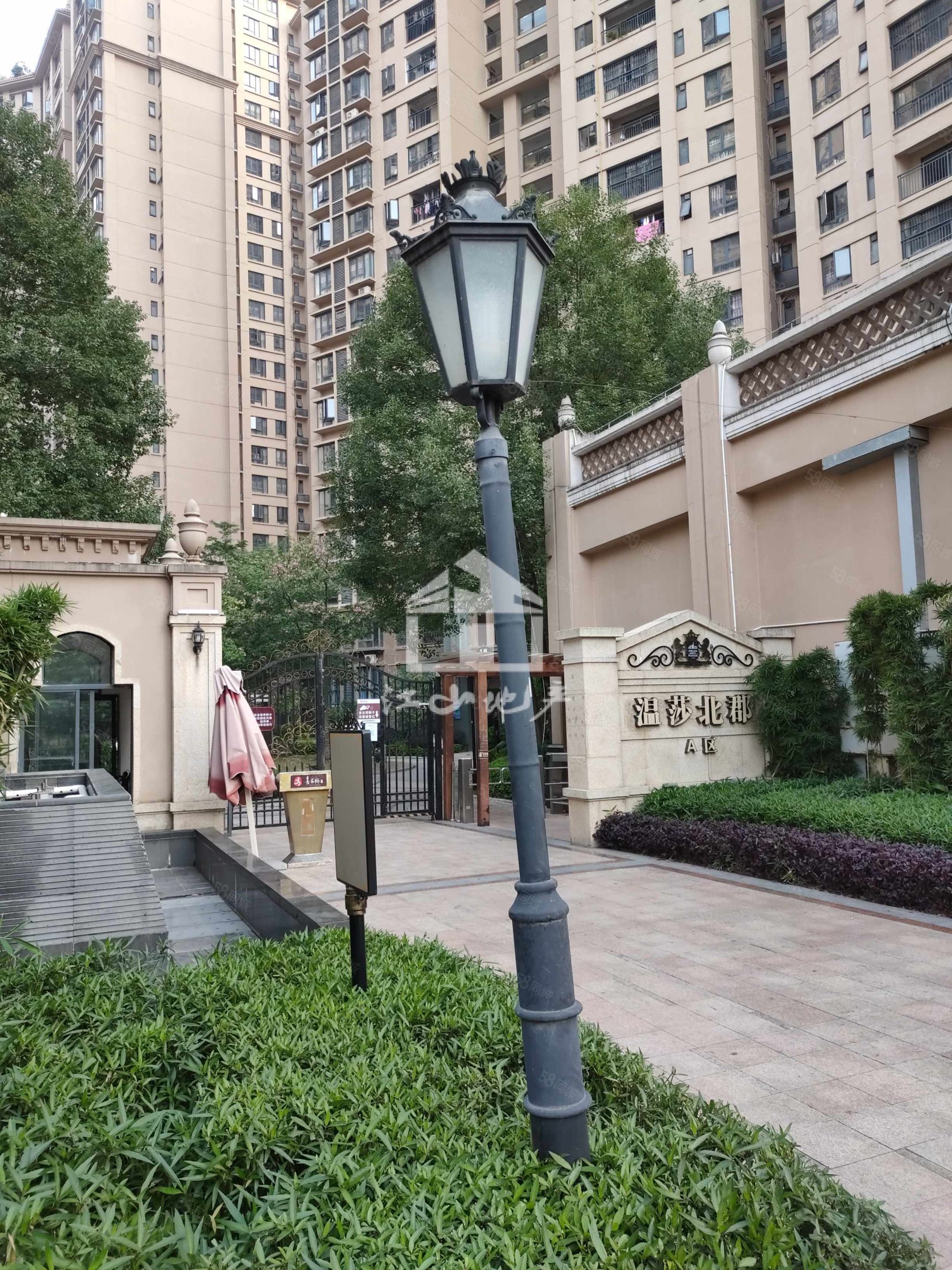 嘉和城温莎北郡3室2厅1卫84.53㎡南65万