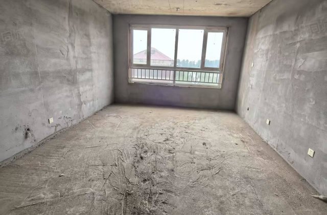 红郡豪庭3室2厅136㎡75万二手房图片